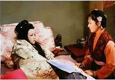 贾蓉和秦可卿关系怎么样